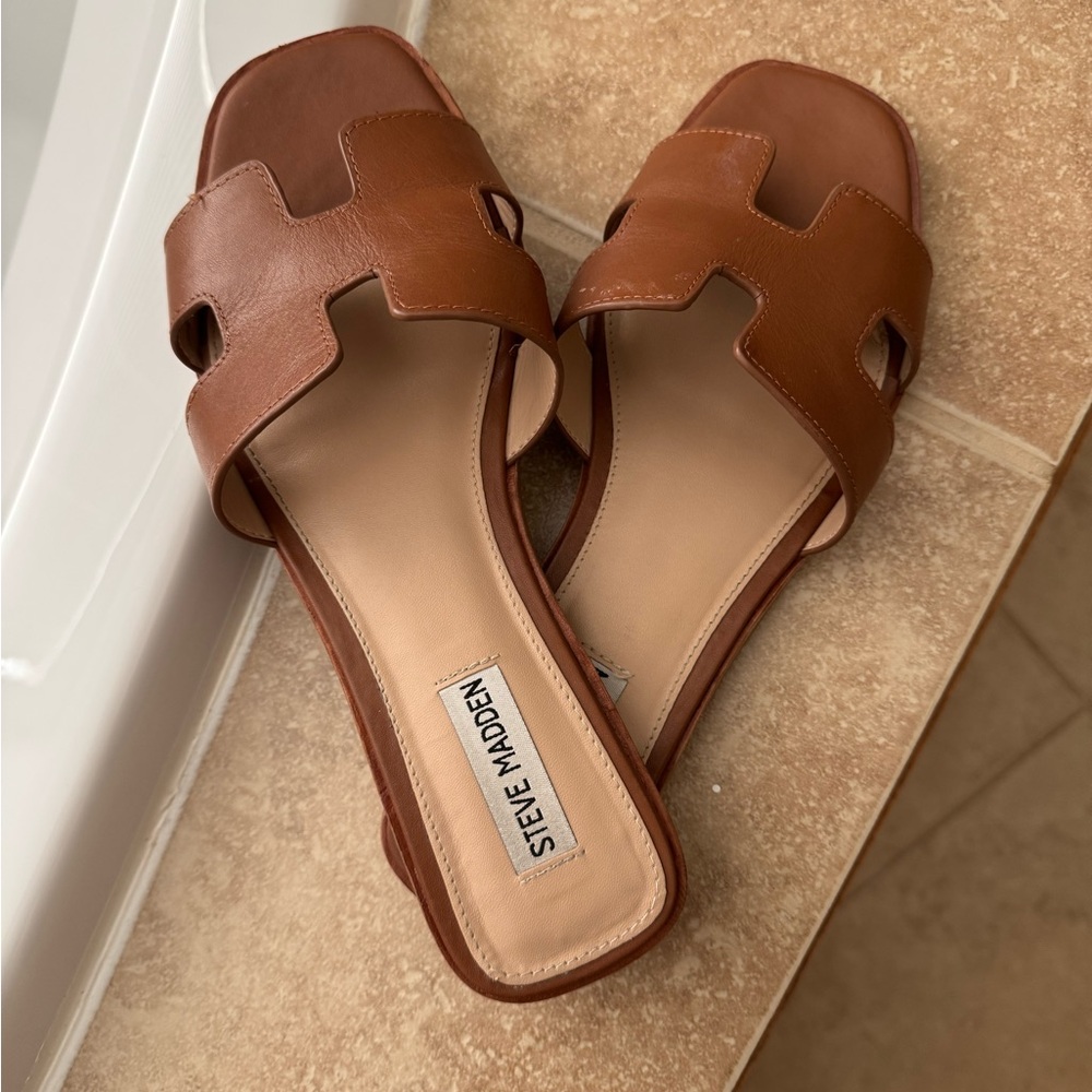 Steve Madden Brown Minimalist Sandals